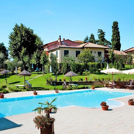 Apartment in Pinete Fuccchio near Lake Le Vedute Esterno foto