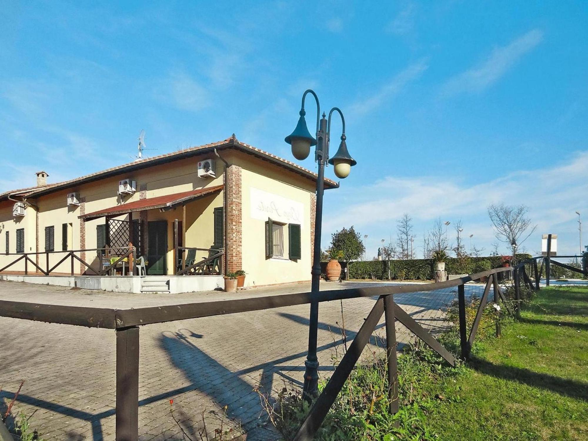 Apartment in Pinete Fuccchio near Lake Le Vedute Esterno foto