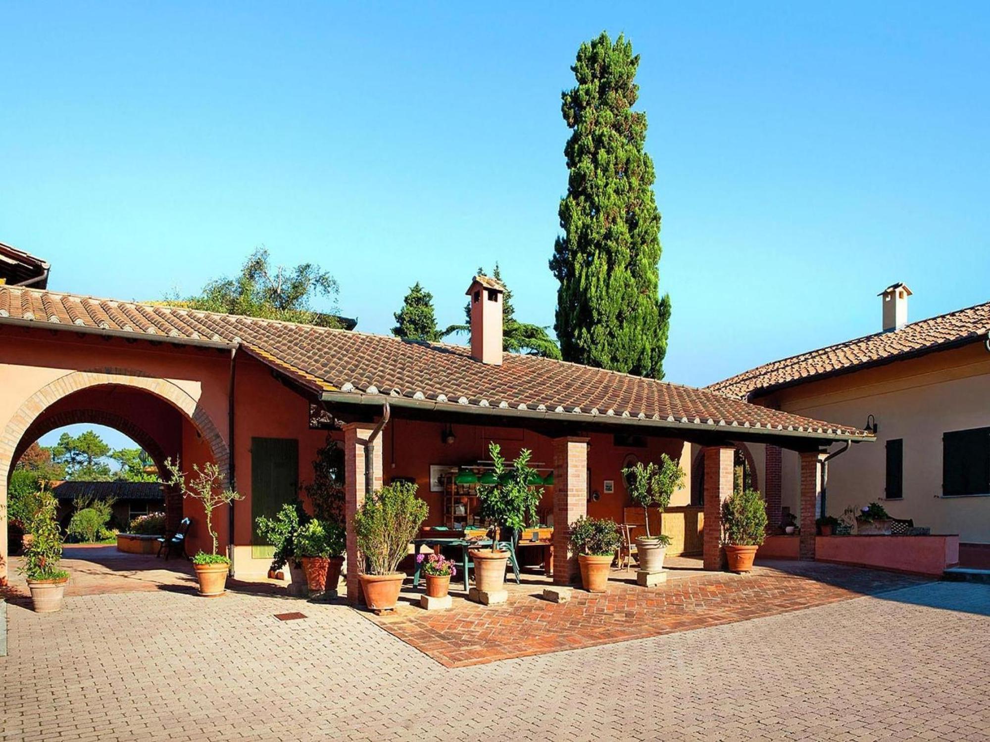 Apartment in Pinete Fuccchio near Lake Le Vedute Esterno foto